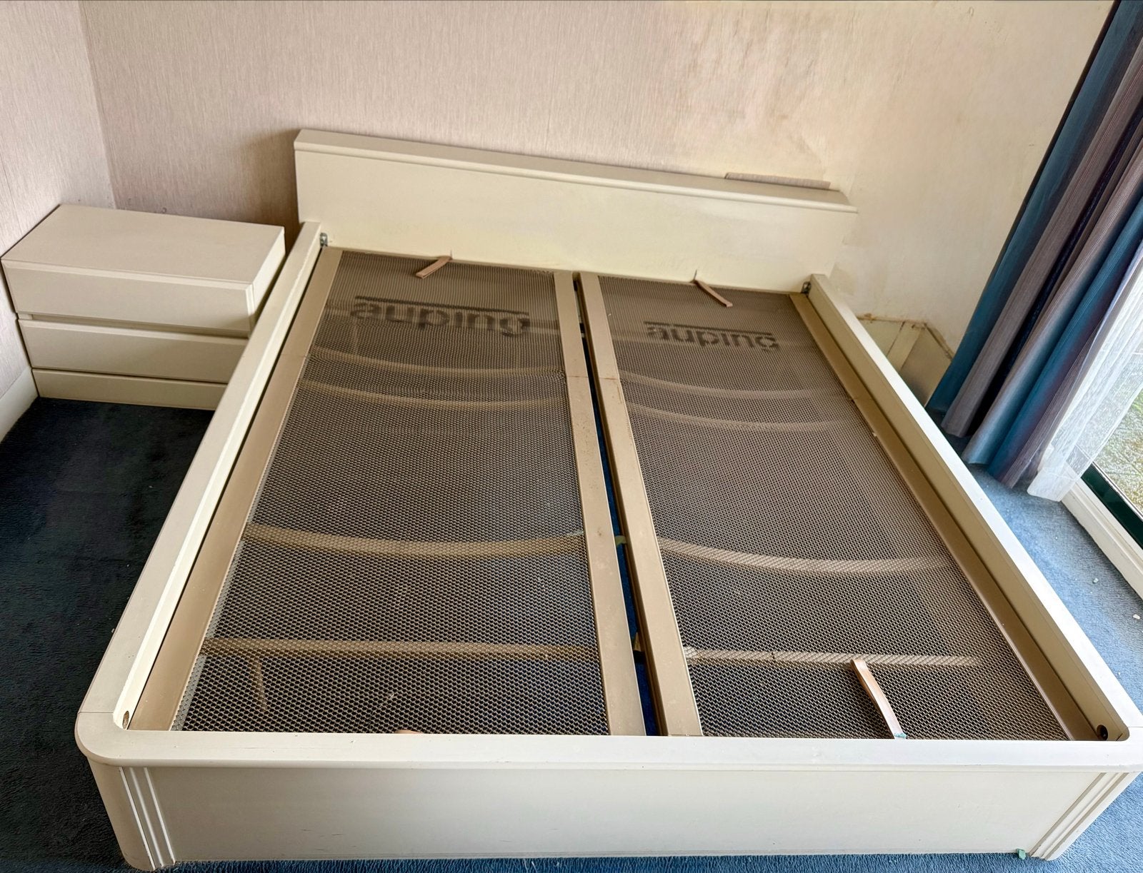Auping bed 180x200cm met verstelbare bodems en nachtkastjes, Ophalen, Tweepersoons, 180 cm, 200 cm
