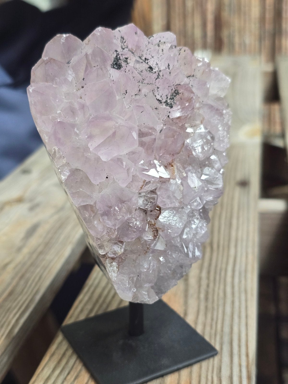 Amethist cluster op standaard, Ophalen of Verzenden, Mineraal