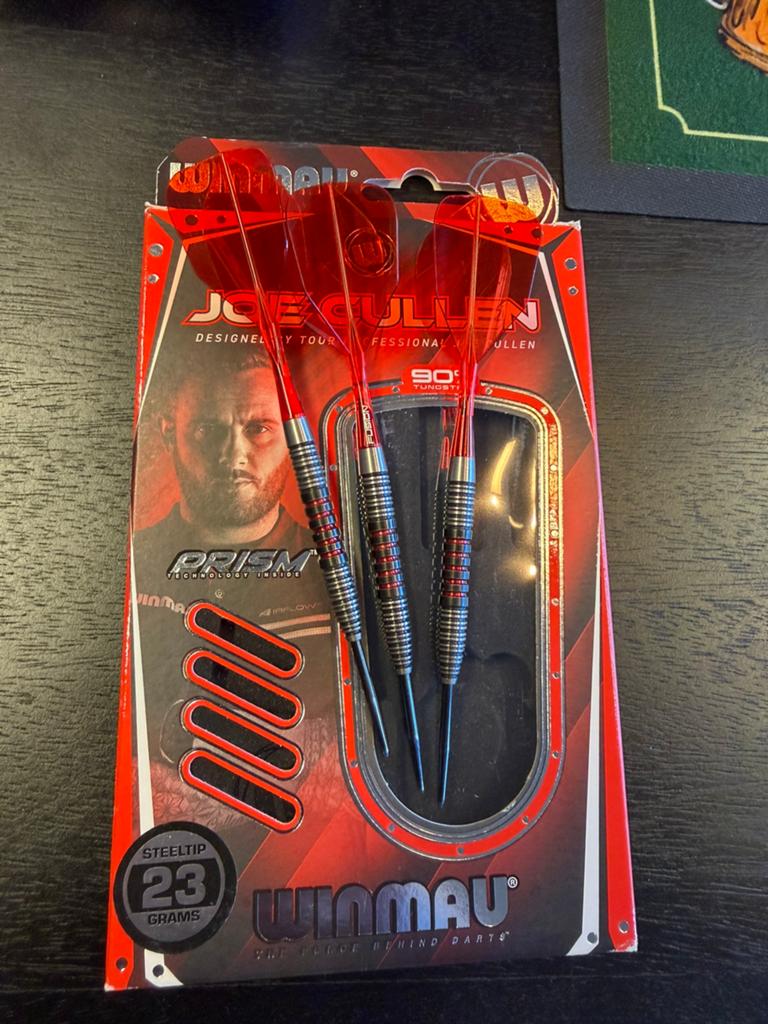 Winmau Joe Cullen Darts 23 Gram incl. Acces.. (Nieuw €70), Sport en Fitness, Darts, Ophalen of Verzenden, Gebruikt, Pijlen