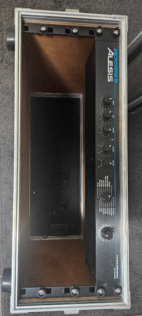 Alesis Microverb3 in flightcase, Muziek en Instrumenten, Effecten, Ophalen, Zo goed als nieuw, Delay of Echo