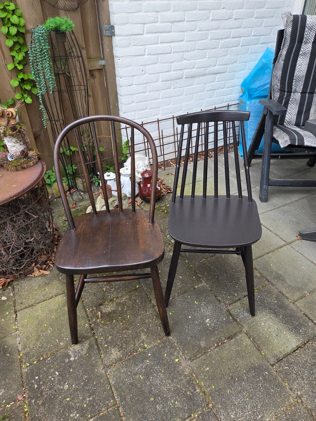 2 design eetkamerstoelen jaren '60., Ophalen, Gebruikt, Zwart