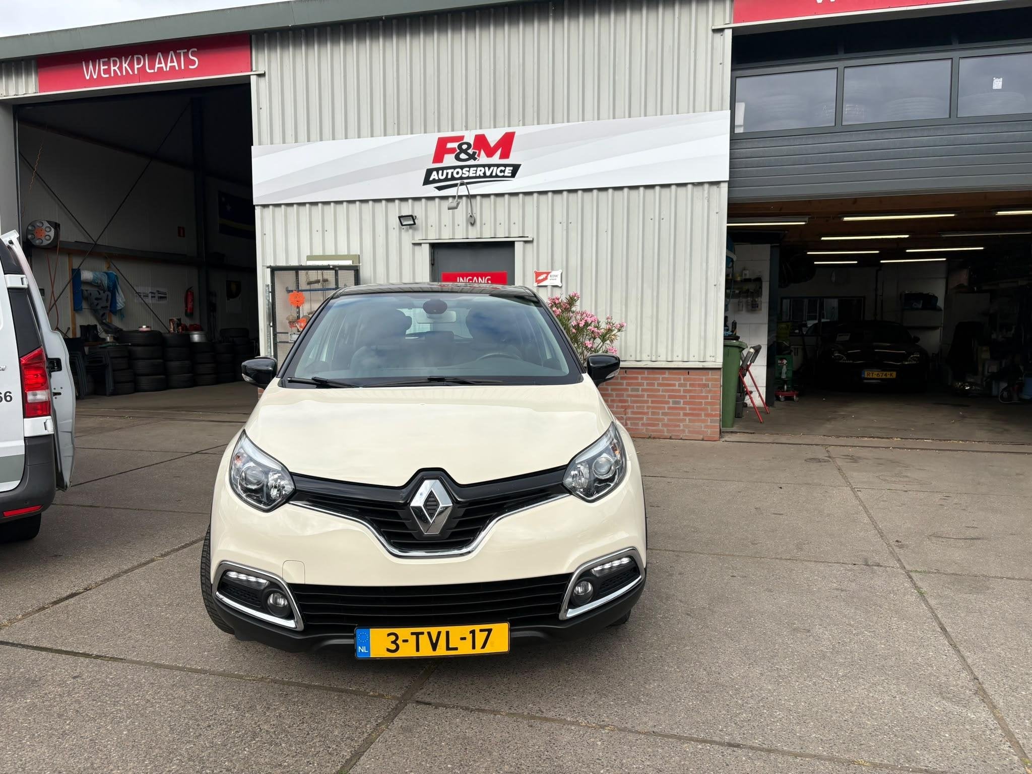 Renault Captur 1.2 TCe Dynamique Automaat, Clima, cruise, ca, Auto's, Electronic Stability Program (ESP), Stof, Euro 6, 4 cilinders