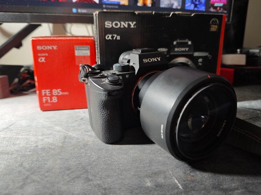 Sony A7 III + 85mm FE 1.8 24K shutter count 9/10 condition, Audio, Tv en Foto, Fotocamera's Digitaal, Gebruikt, Accu, Ophalen of Verzenden