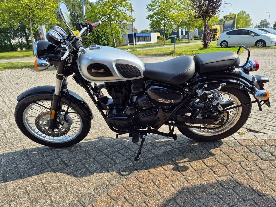 BENELLI IMPERIALE 400 (bj 2020), Motoren, 400 cc, Motorrijbewijs A, Bedrijf, Onbekend