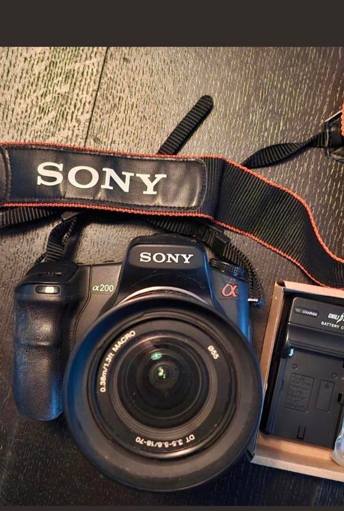 Sony Alpha 200 Spiegelreflexcamera met 18-70mm lens, Gebruikt, Spiegelreflex, Ophalen of Verzenden, 4 t/m 7 keer