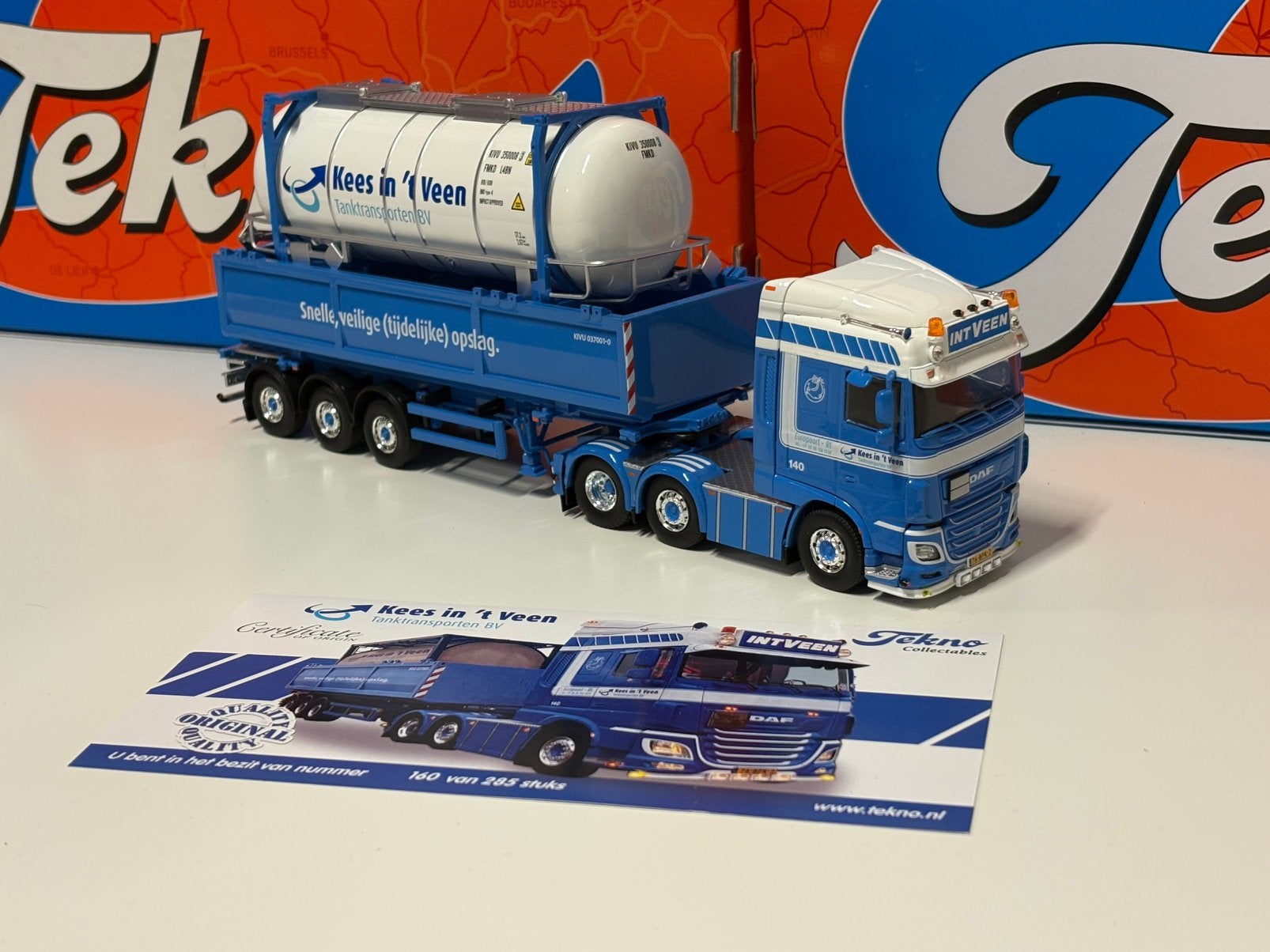 Tekno Intveen, Hobby en Vrije tijd, Modelauto's | 1:50, Ophalen of Verzenden, Zo goed als nieuw, Bus of Vrachtwagen, Tekno