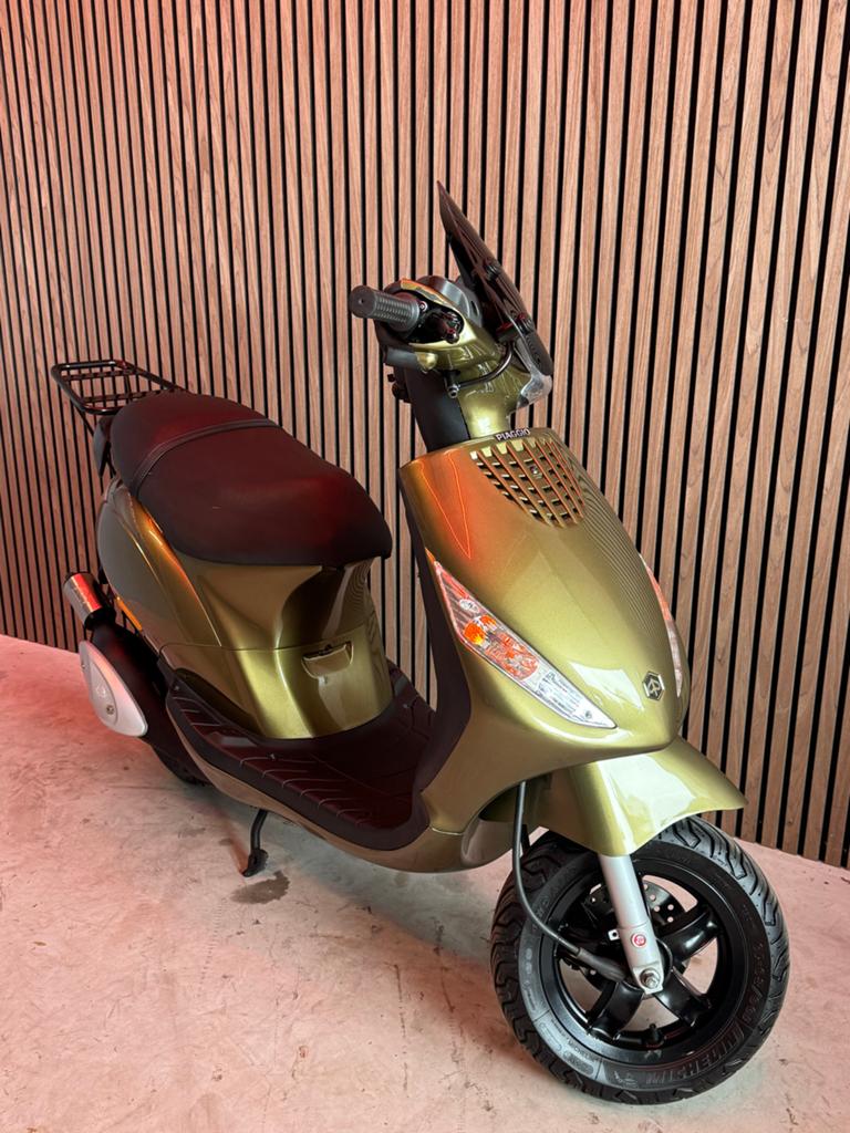 Piaggio Zip 2takt 50cc, Fietsen en Brommers, Scooters | Piaggio, Ophalen, Tweetakt, Maximaal 45 km/u, Zip