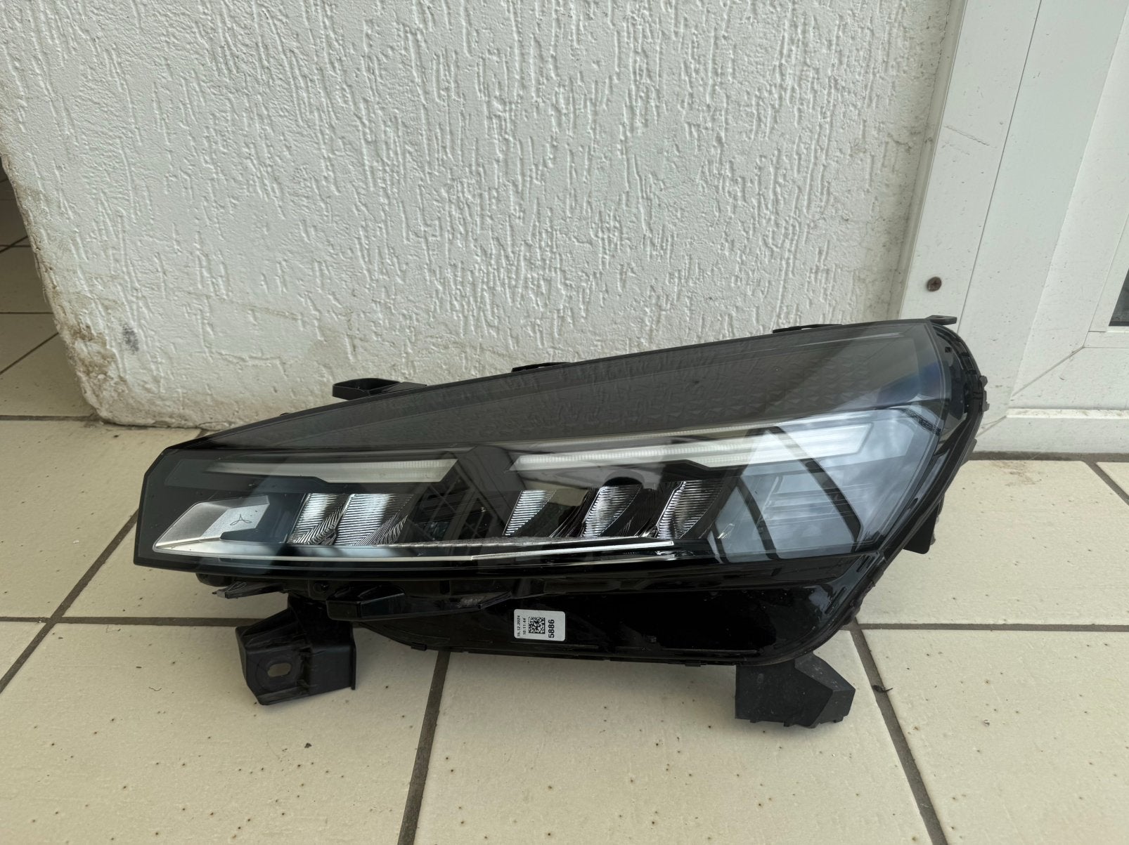 Koplamp Renault CLIO 5 2024-2026 LED Links 260600149R, Ophalen, Nieuw, Renault