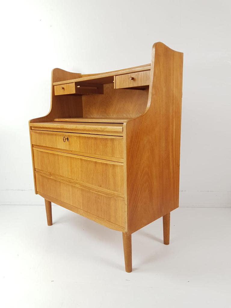 Vintage deense secretaire eiken fineer bureau lades, Ophalen of Verzenden, Huis en Inrichting