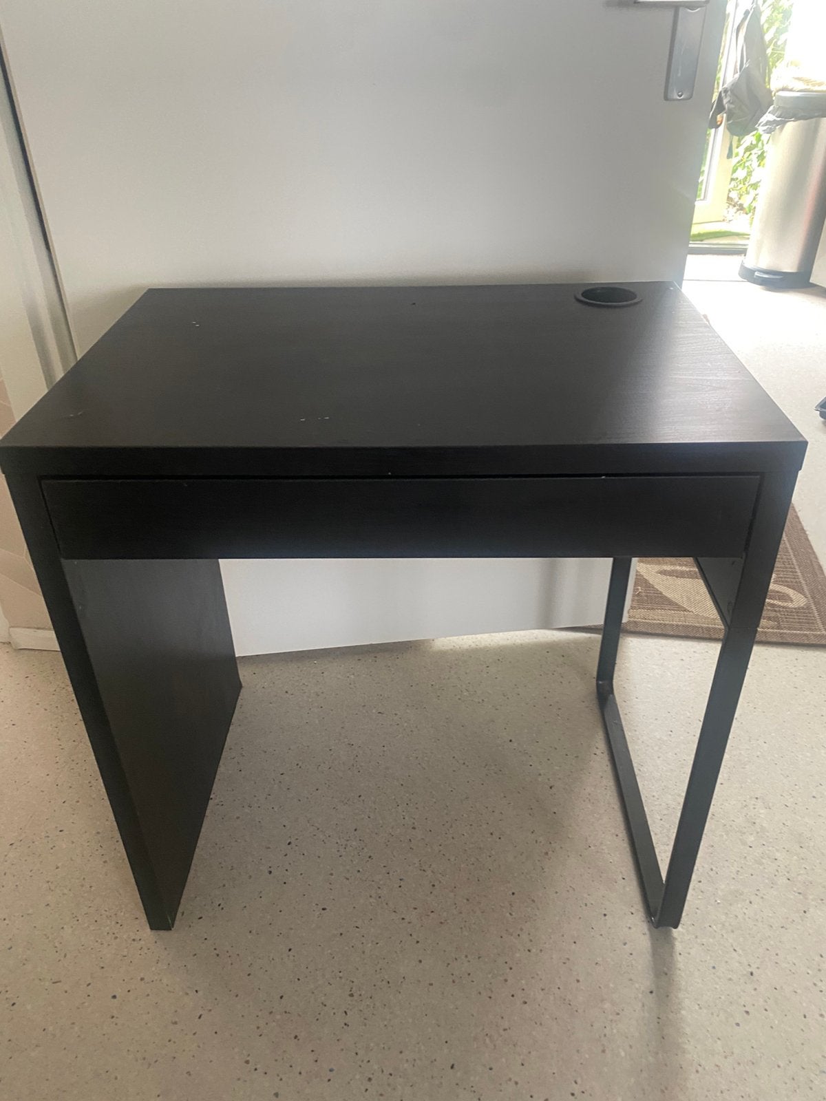 Bureau met stoel, Ophalen, Zo goed als nieuw
