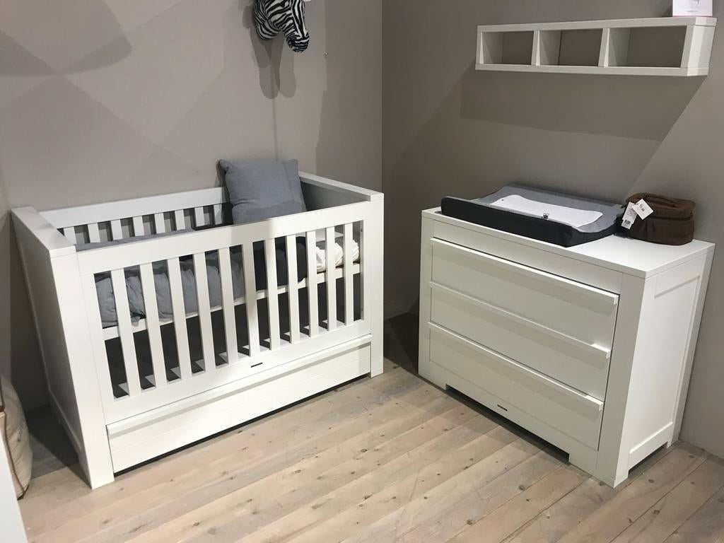 Kidsmill bretagne kinderkamer met ledikant, commode,wandrek, Ophalen, Gebruikt, Jongetje of Meisje
