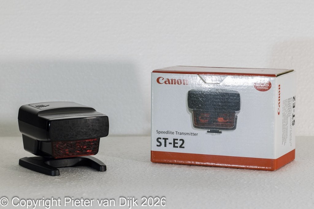 Canon Speedlite Transmitter ST-E2 voor Canon flitsers, Ophalen of Verzenden, Zo goed als nieuw, Canon