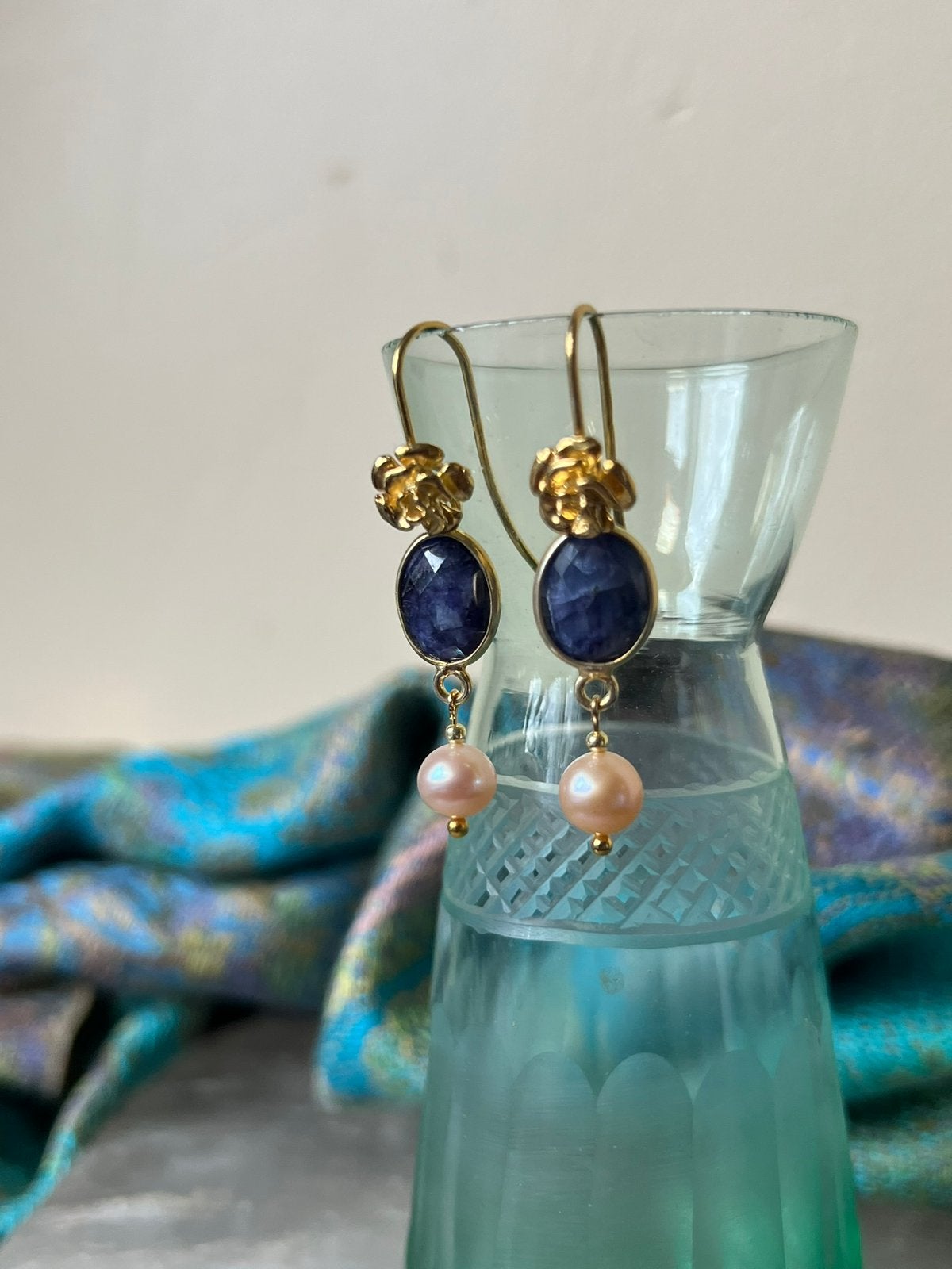 Saffier AKOYA zoutwater parel beschermt geluk inzicht uniek, Hangers, Blauw, Nieuw, Ophalen of Verzenden