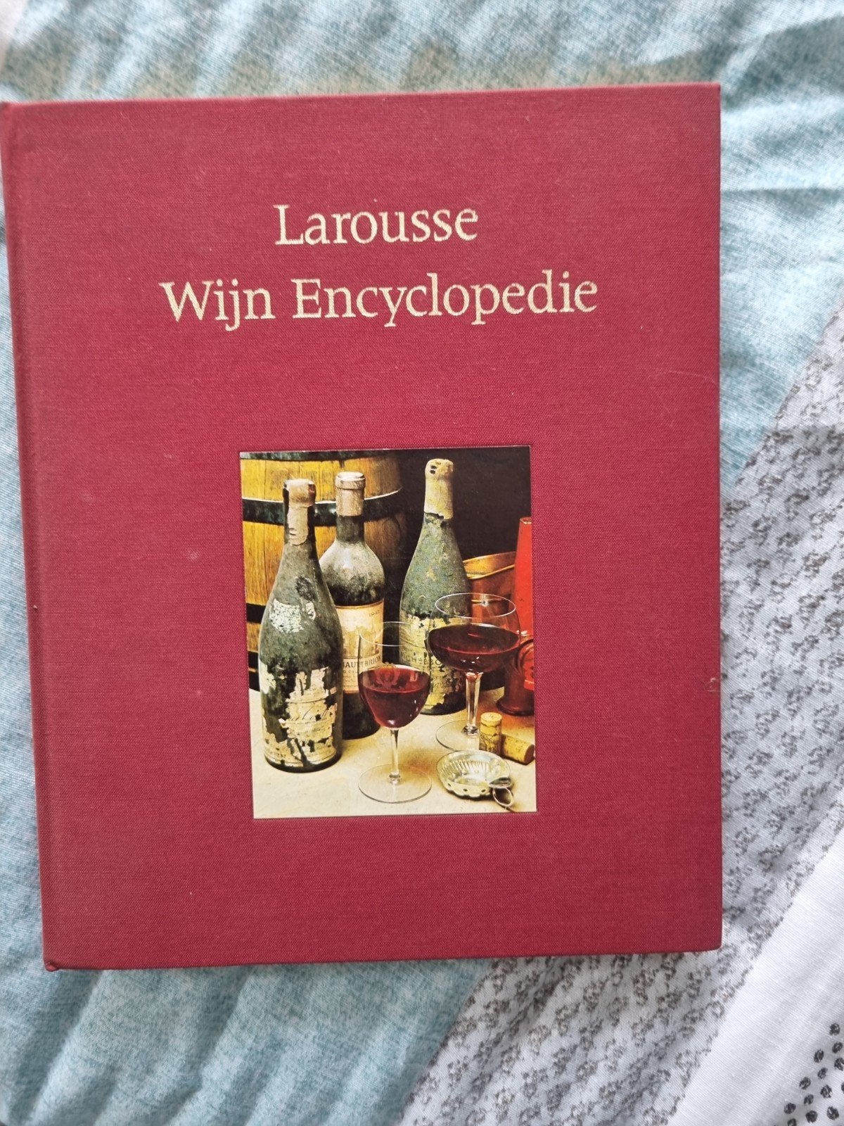 Larousse Wijn Encyclopedie - Uitgebreid naslagwerk, Ophalen of Verzenden, Zo goed als nieuw