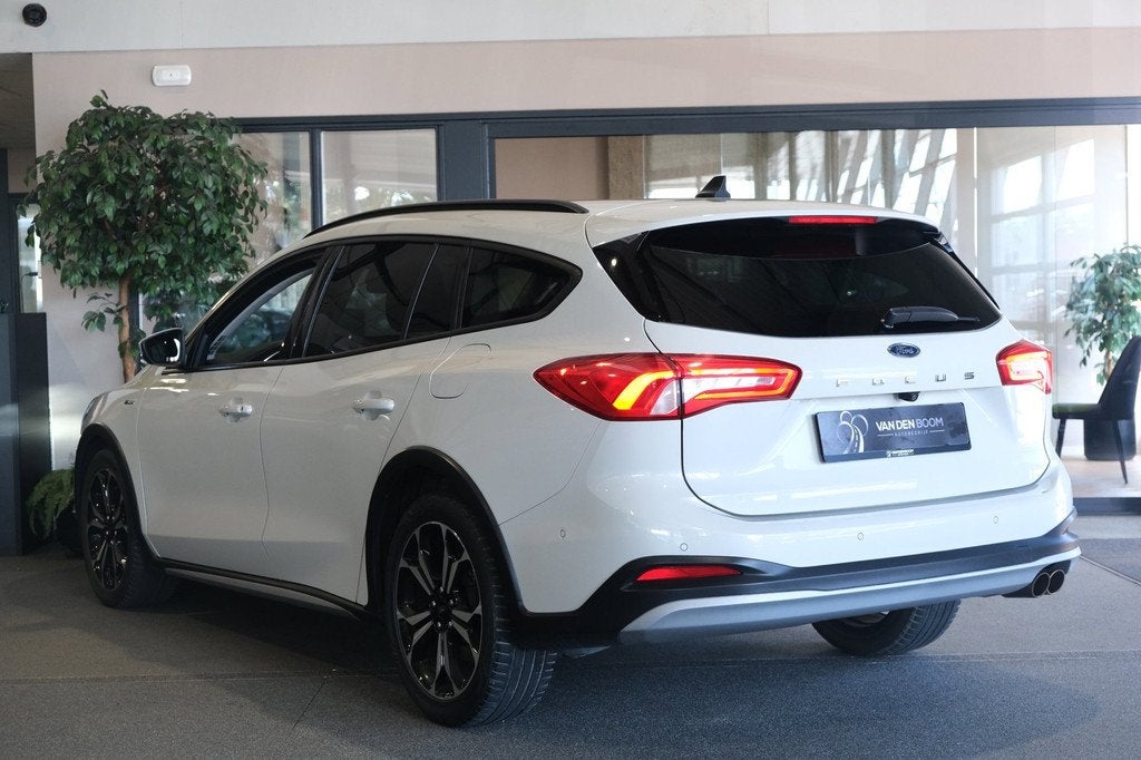 Ford Focus Wagon 1.5 EcoBoost Active AUT Navi Cruise Pdc Led, Auto's, Stof, 150 pk, Origineel Nederlands, Grijs