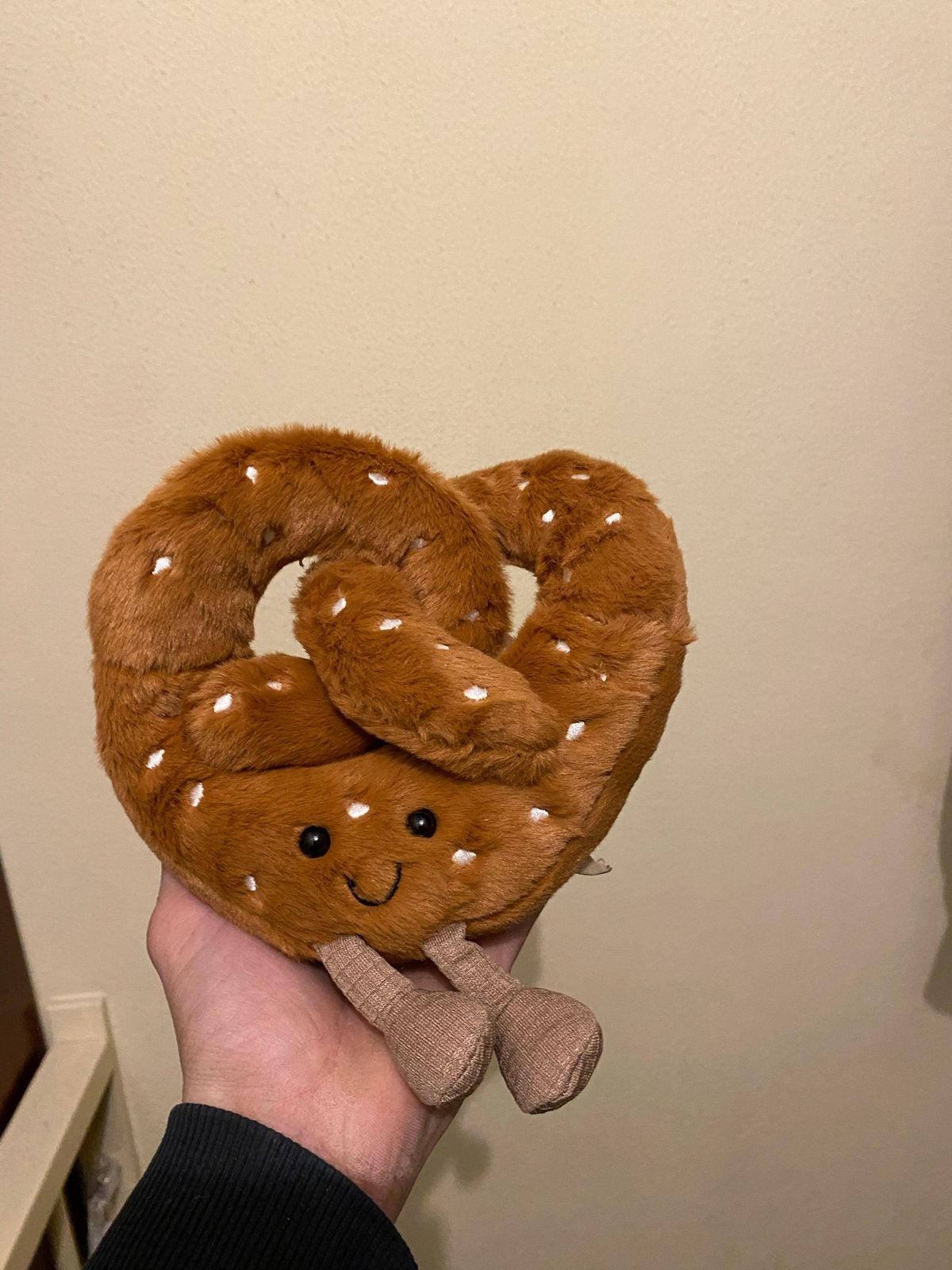 Jellycat Amuseable Pretzel Knuffel - Zo goed als nieuw, Jellycat, Overige typen, Ophalen of Verzenden, Klein (minder dan 20 cm)