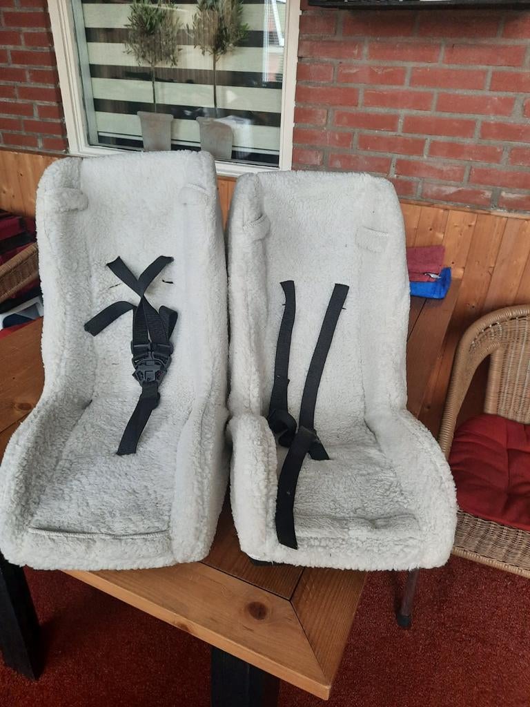 Babyschalen en zitting voor in bakfiets, Ophalen, 1 kind