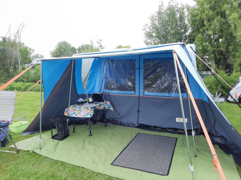 Te koop z.g.a.n vouwwagen Alpenkreuzer Waterfront 2023, Ophalen