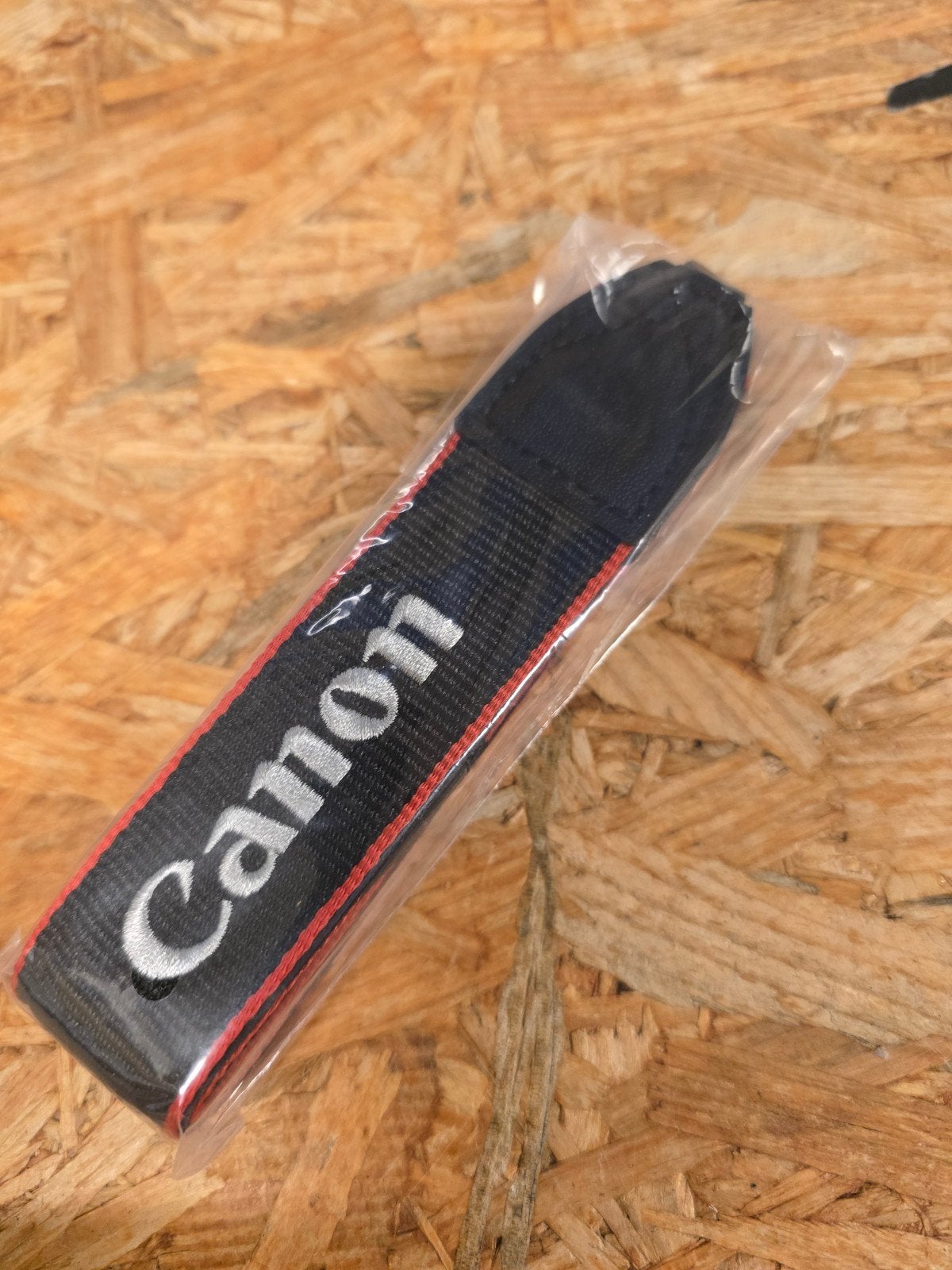 Canon camerastrap origineel - 8 stuks nieuw in verpakking, Ophalen of Verzenden