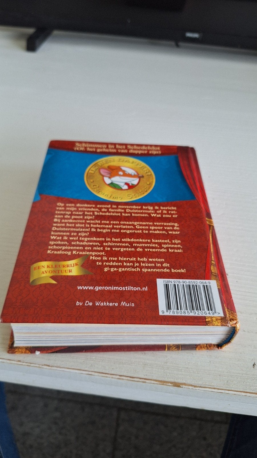 Geronimo Stilton: Schimmen in het Schedelslot, Ophalen of Verzenden, Zo goed als nieuw, Geronimo Stilton, Fictie algemeen
