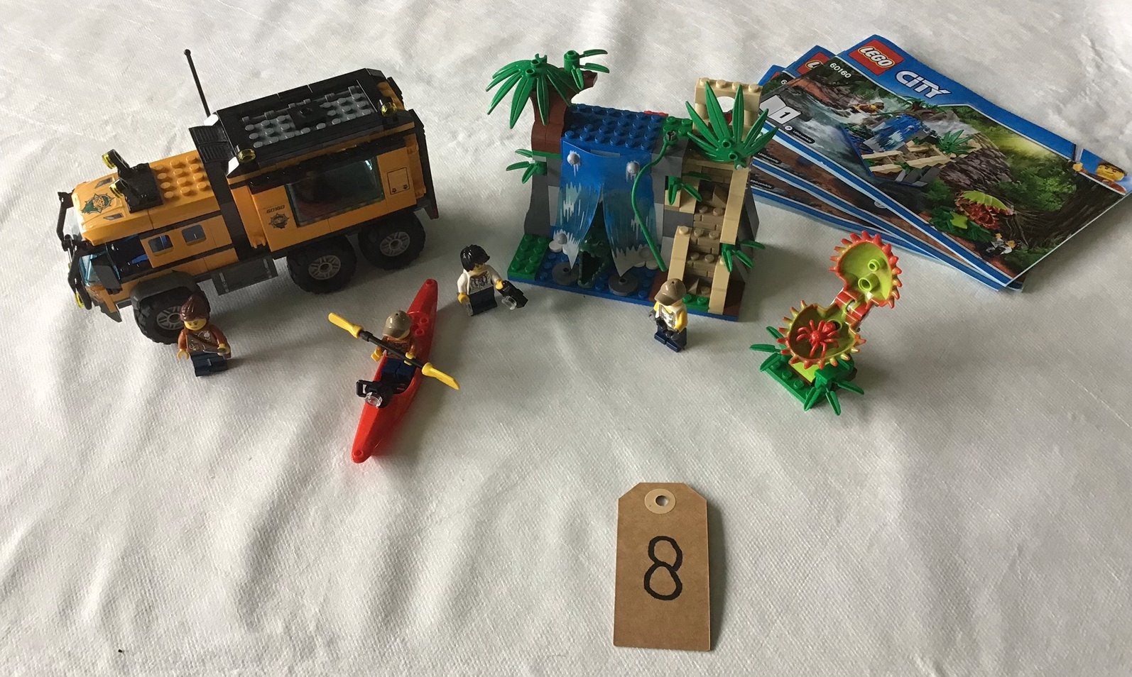 Lego city 60160; Jungle mobiel laboratorium, Kinderen en Baby's, City, Verzenden, Lego, Zo goed als nieuw