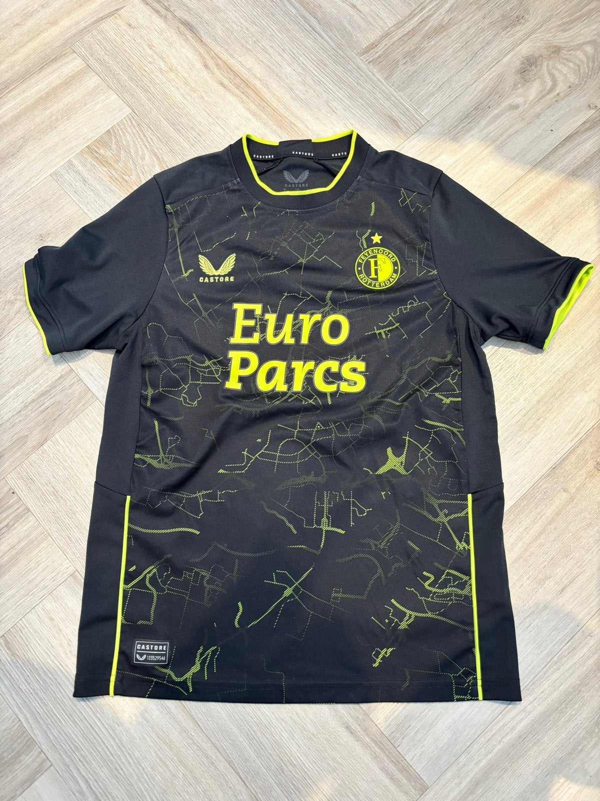 Feyenoord Uitshirt 2023/2024 - Zwart/Geel - Maat 164, Kinderen en Baby's, Ophalen of Verzenden, Zo goed als nieuw