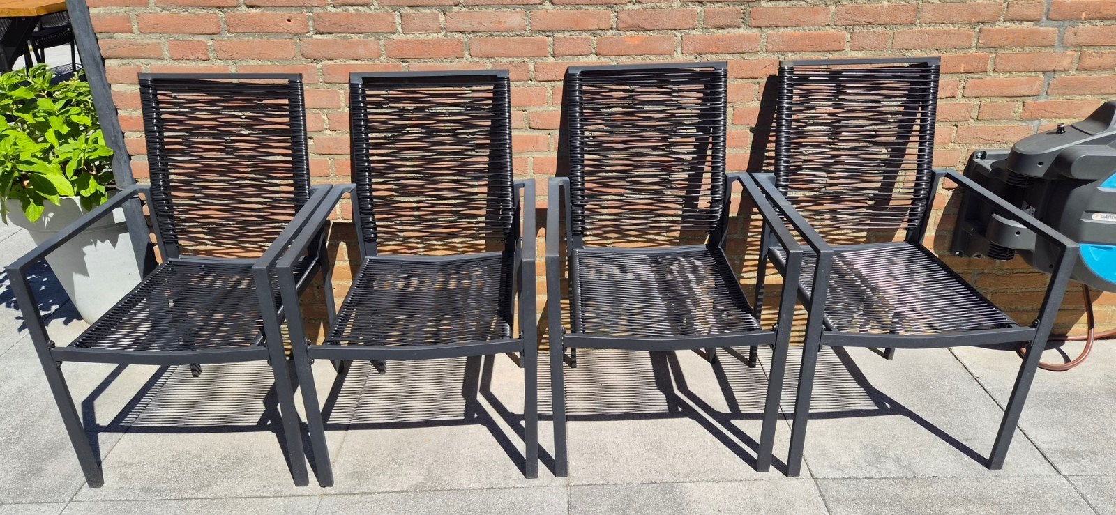 4x Zwarte Tuinstoel, Ophalen, Gebruikt, Aluminium