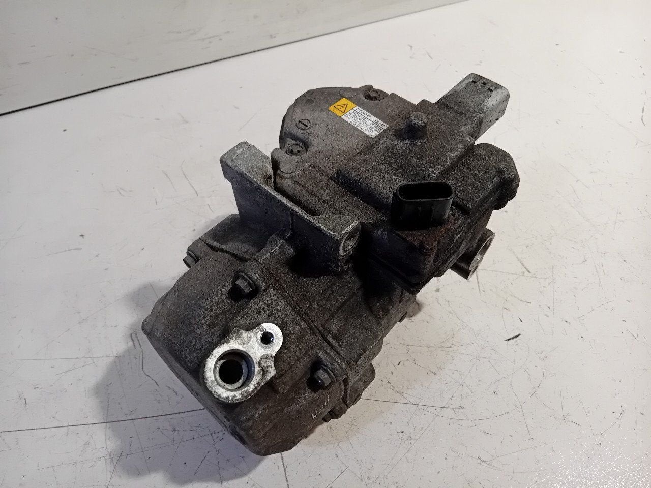 Airco pomp Toyota Auris, Onderdelen@venauto.nl, Van der Ven Autorecycling B.V., Gebruikt, Ettenseweg 76, 4706 PB Roosendaal, The Netherlands