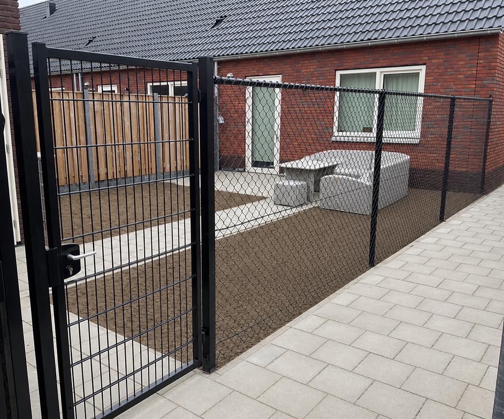Gaashekwerk & poort & palen & bevestiging NIEUW, Tuin en Terras, Ophalen, Nieuw, IJzer, Dubbelstaafmat hekwerk