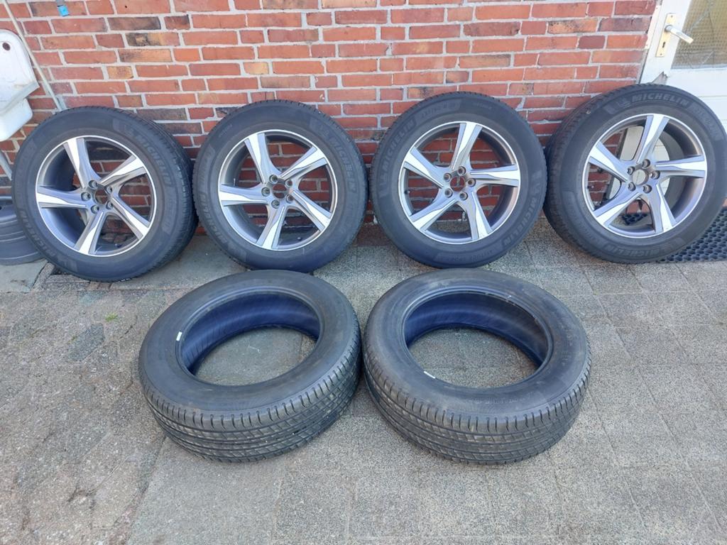 Michelin zomerbanden 235/60R18 Orgin.Volvo Ixion XC60 5x108, Auto-onderdelen, Banden en Velgen, Ophalen, 18 inch, Gebruikt, Banden en Velgen