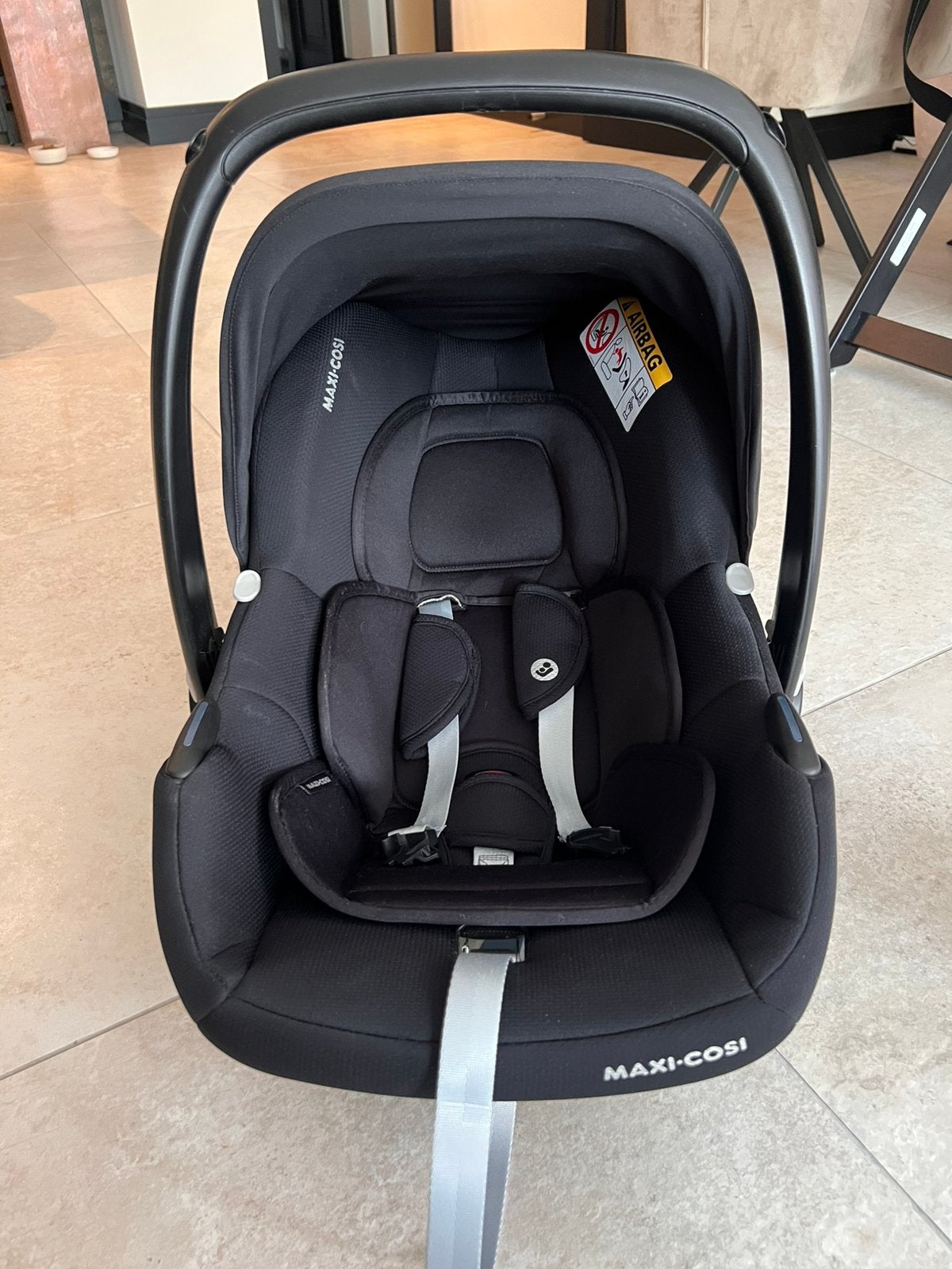 Maxi-cosi autostoel, Ophalen, Autogordel, Zo goed als nieuw, 0 t/m 13 kg
