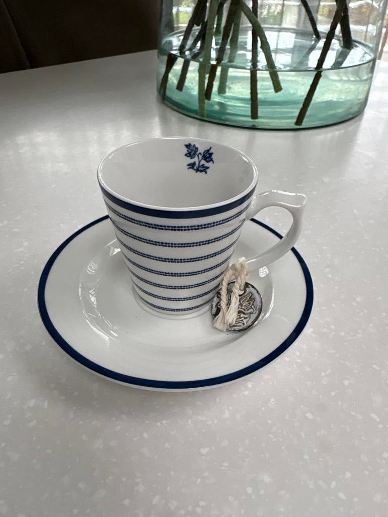 Laura Ashley Blueprint Collectables Kop en Schotel, Huis en Inrichting, Keuken | Servies, Keramiek, Ophalen of Verzenden, Zo goed als nieuw