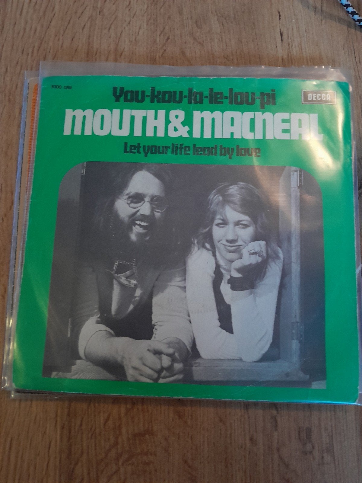Mouth & macneal 7inch you kou la le loupi, Ophalen of Verzenden, Zo goed als nieuw, Pop