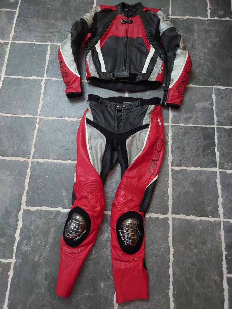 EVO Evolution Lederen motorpak, maat 50 (M), 2-delig, zgan!, Evolution Motorsport, Ophalen of Verzenden, Tweedehands, Heren