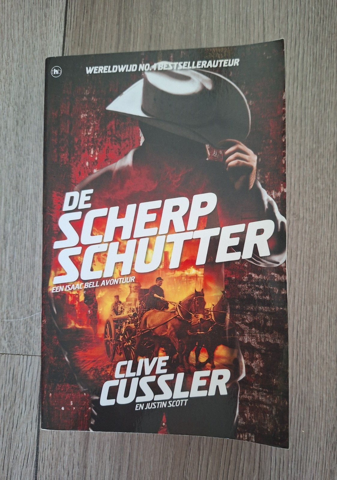 Clive Cussler De Scherpschutter thriller 2019, Ophalen of Verzenden, Gelezen, Clive Cussler