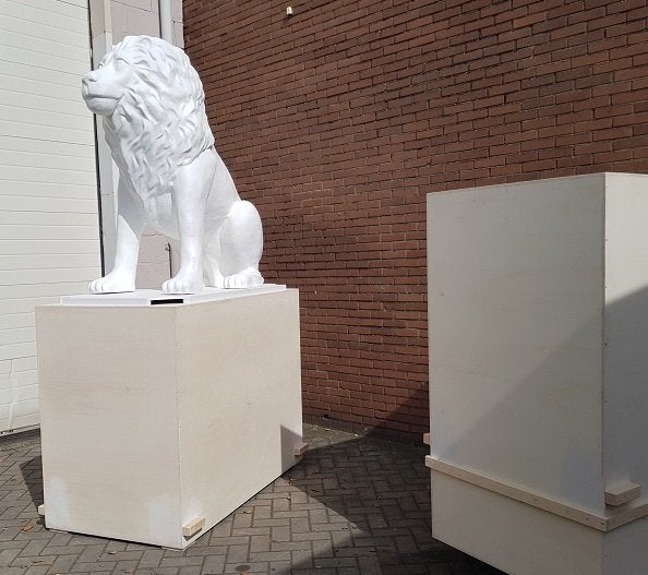 leeuwen nederlands elftal  grote leeuwen  mascotte kostuums, Ophalen, Zo goed als nieuw, Overige