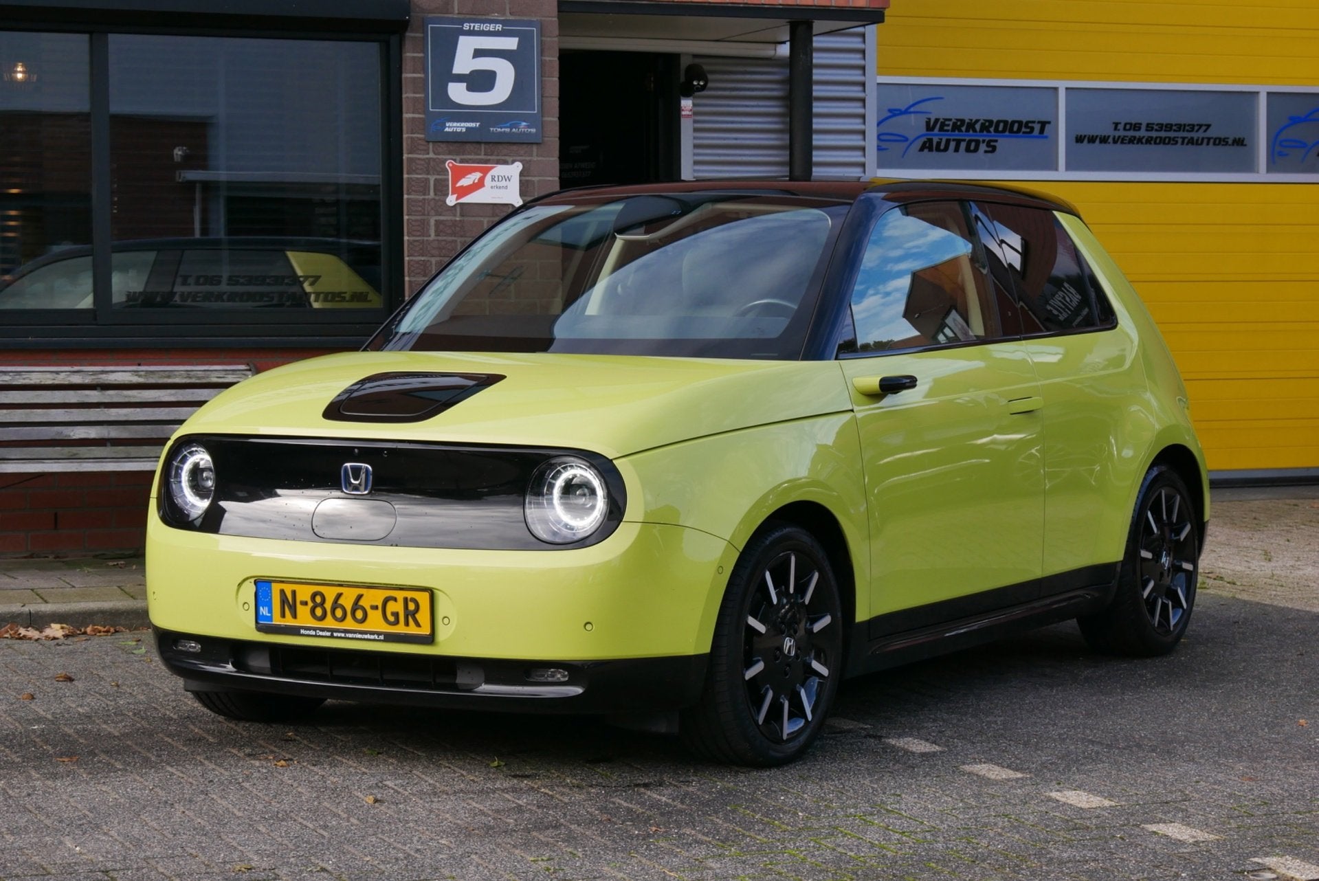 Honda E Advance 16" 360cam. pano. stoel/stuur verwarmincl bt, Auto's, Automaat, Gebruikt, 35 kWh, 4 stoelen