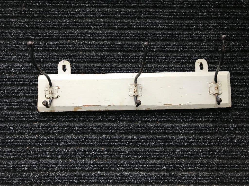 kapstok met 3 haken, Ophalen