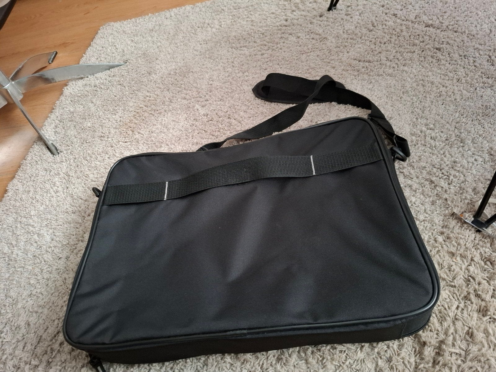 Laptoptas / Aktetas - Case Logic 15 inch, Ophalen of Verzenden, Overige typen