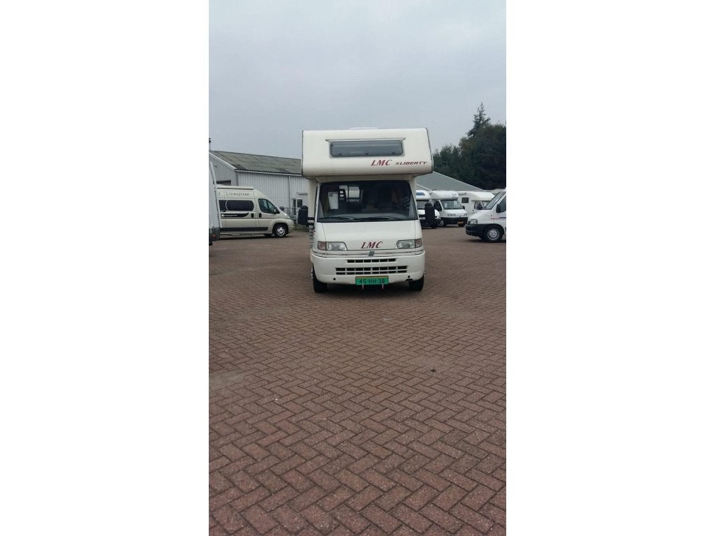LMC Liberty 230 (1035598), Alkoof, Ringverwarming, Fiat, Particulier