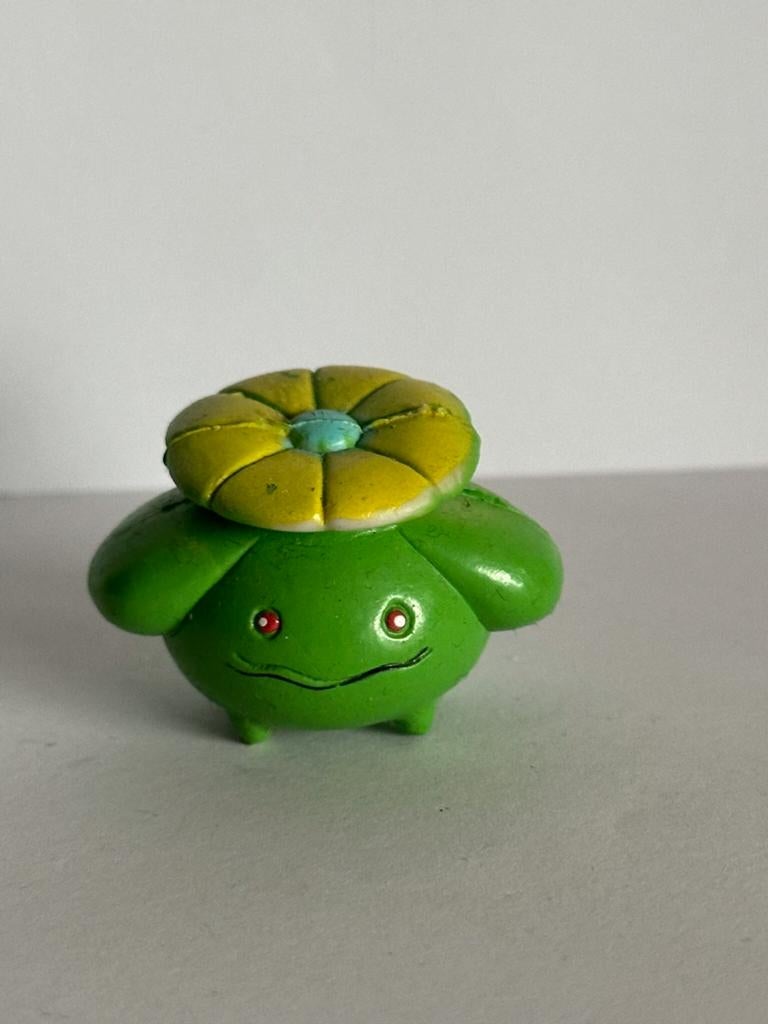 Tomy Pokemon figuurtje Skiploom, Ophalen of Verzenden, Zo goed als nieuw