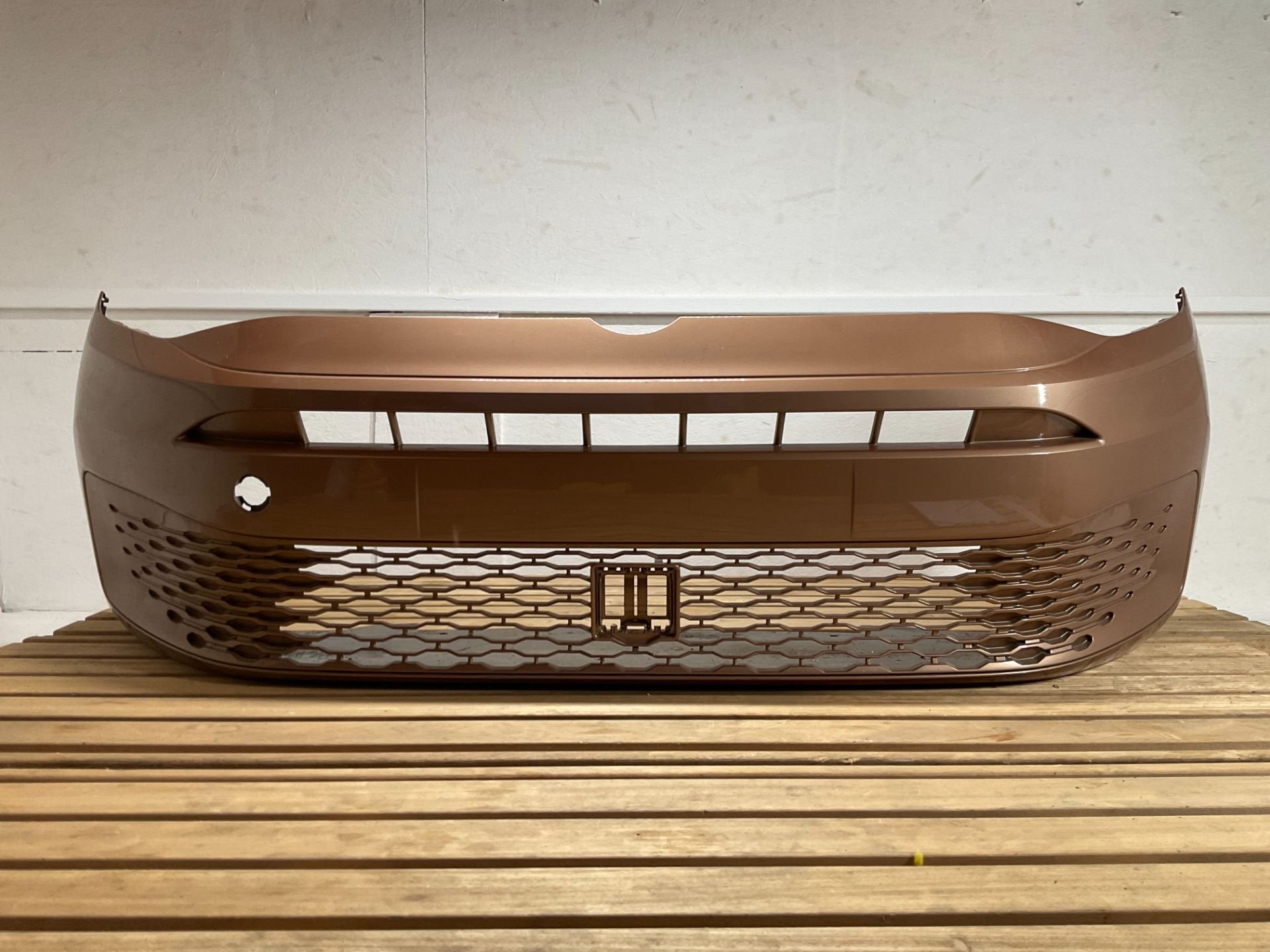 Voorbumper Volkswagen CADDY 2K7 2K7807221A 2021-2025 Bumper, Gebruikt, Volkswagen AG, Bumper, Berliner Ring 2
38440  Wolfsburg, DE
