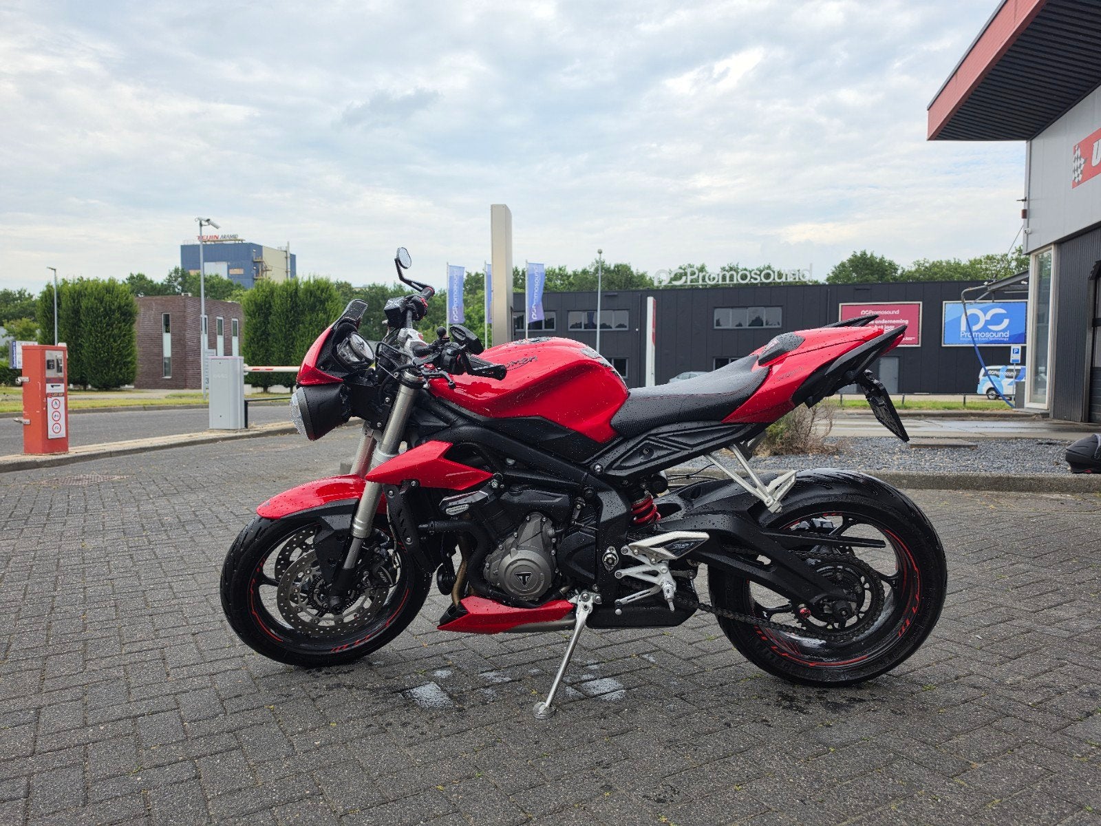 Triumph Street Triple 765 S - Sportieve Naked Bike, Motorrijbewijs A, Gebruikt, 3 cilinders, Particulier