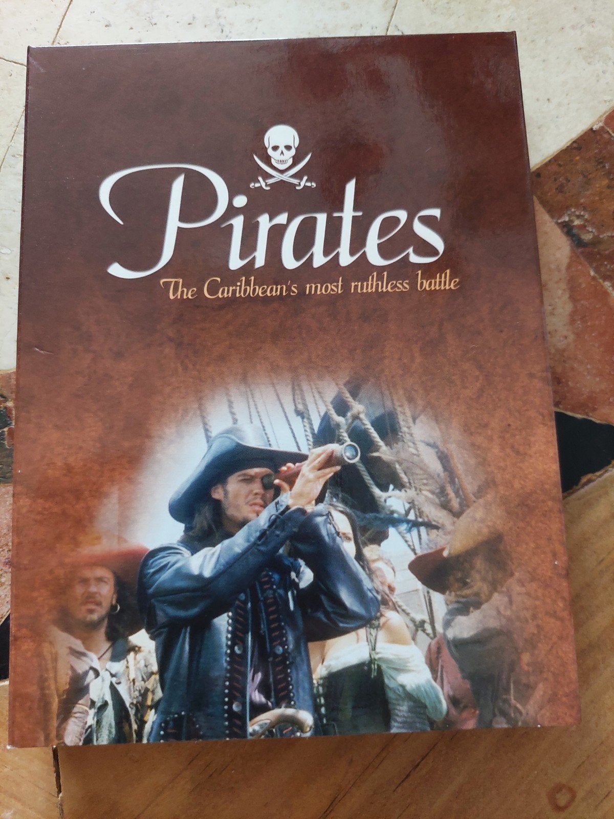 PIRATES, Ophalen of Verzenden