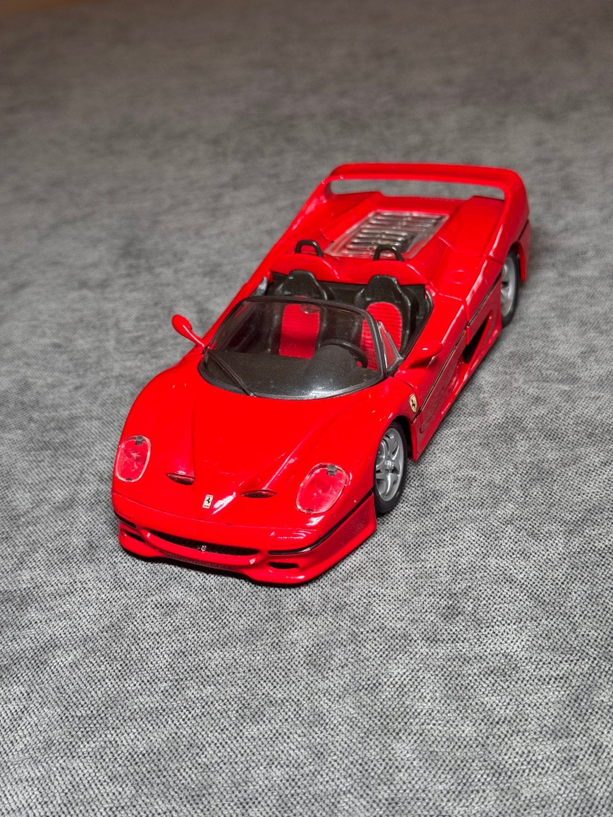 Maisto Ferrari F50 1:24 – rode modelauto, Ophalen of Verzenden, Zo goed als nieuw, Auto, Maisto