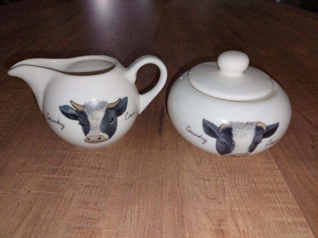 Jet ter Steege servies Country Cow: melk kannetje  suikerpot, Ophalen