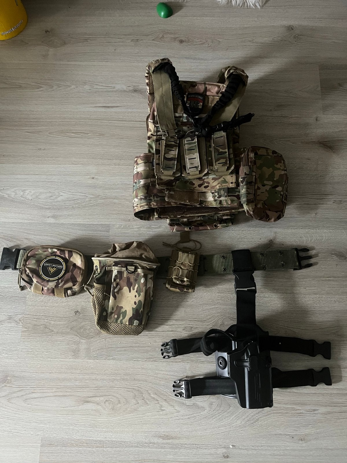 Tactische uitrusting: Vest, riem en holster (camouflage), Ophalen of Verzenden, Overige soorten, Overige gebieden, Kleding of Schoenen