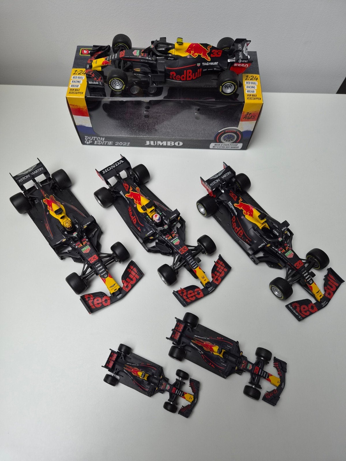 Red Bull Racing F1 schaalmodelauto's - Max Verstappen, Ophalen of Verzenden, Nieuw, Auto, Overige merken