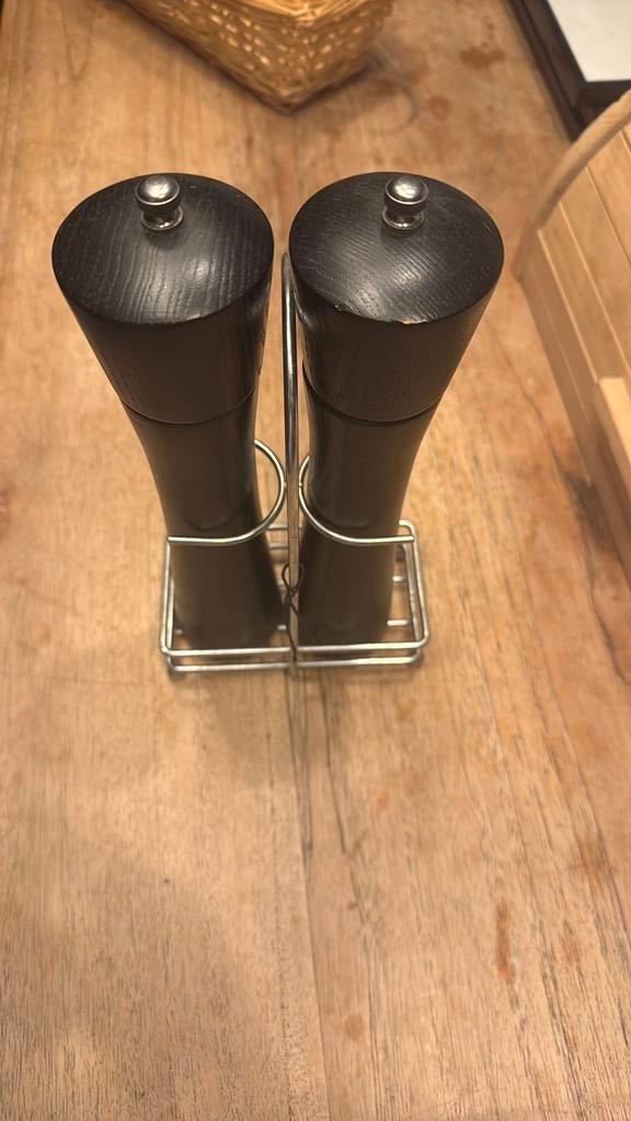 Zout en peper molen, Huis en Inrichting, Keuken | Keukenbenodigdheden, Overige typen, Ophalen, Gebruikt, Zwart