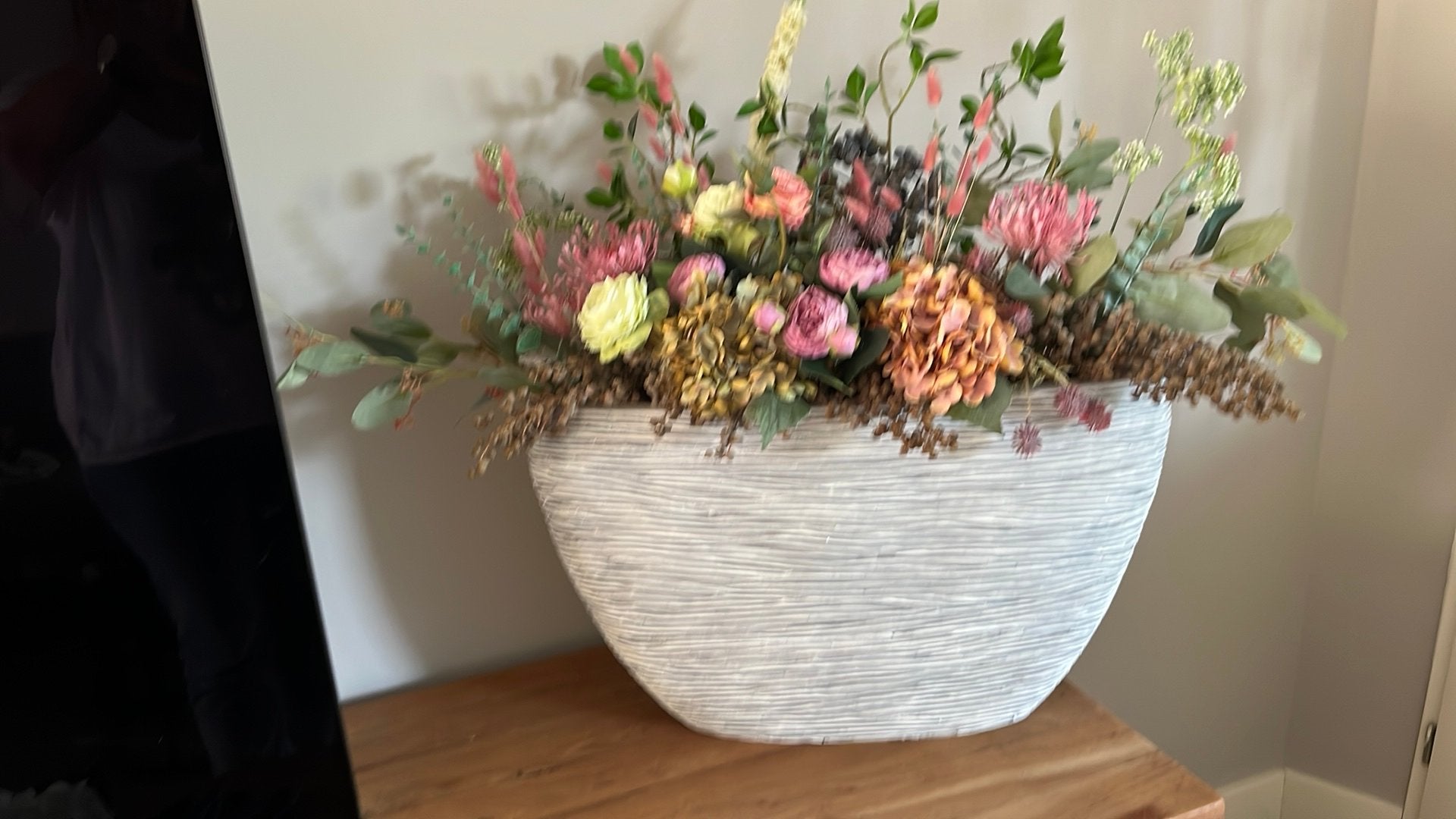 Intratuin pot en kunstbloemen, Ophalen, Zo goed als nieuw